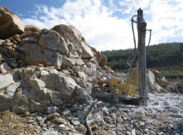 Xác định vị trí khoan giếng để có nguồn nước sạch đảm bảo nhất